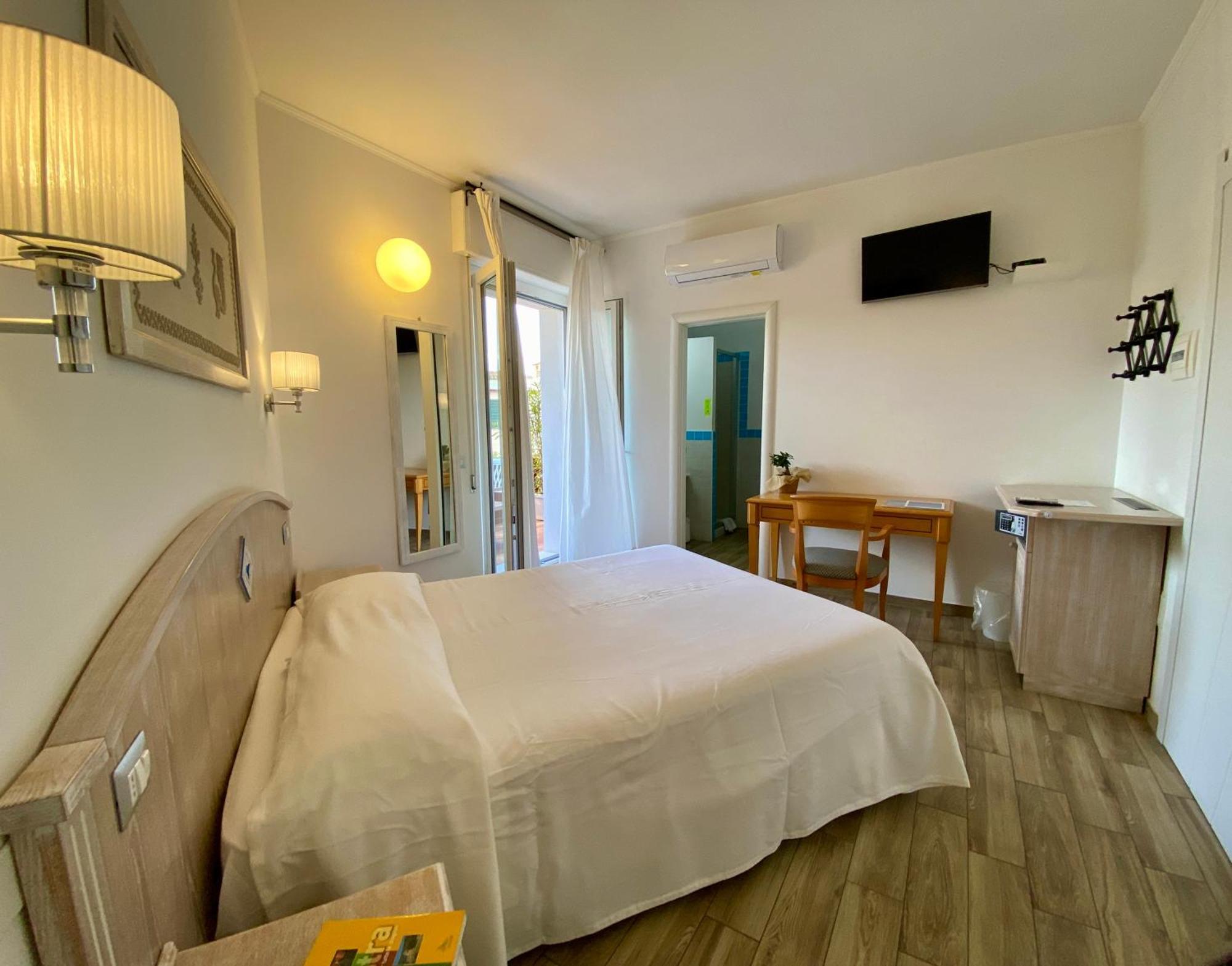 Locanda Degli Artisti Tortolì Buitenkant foto