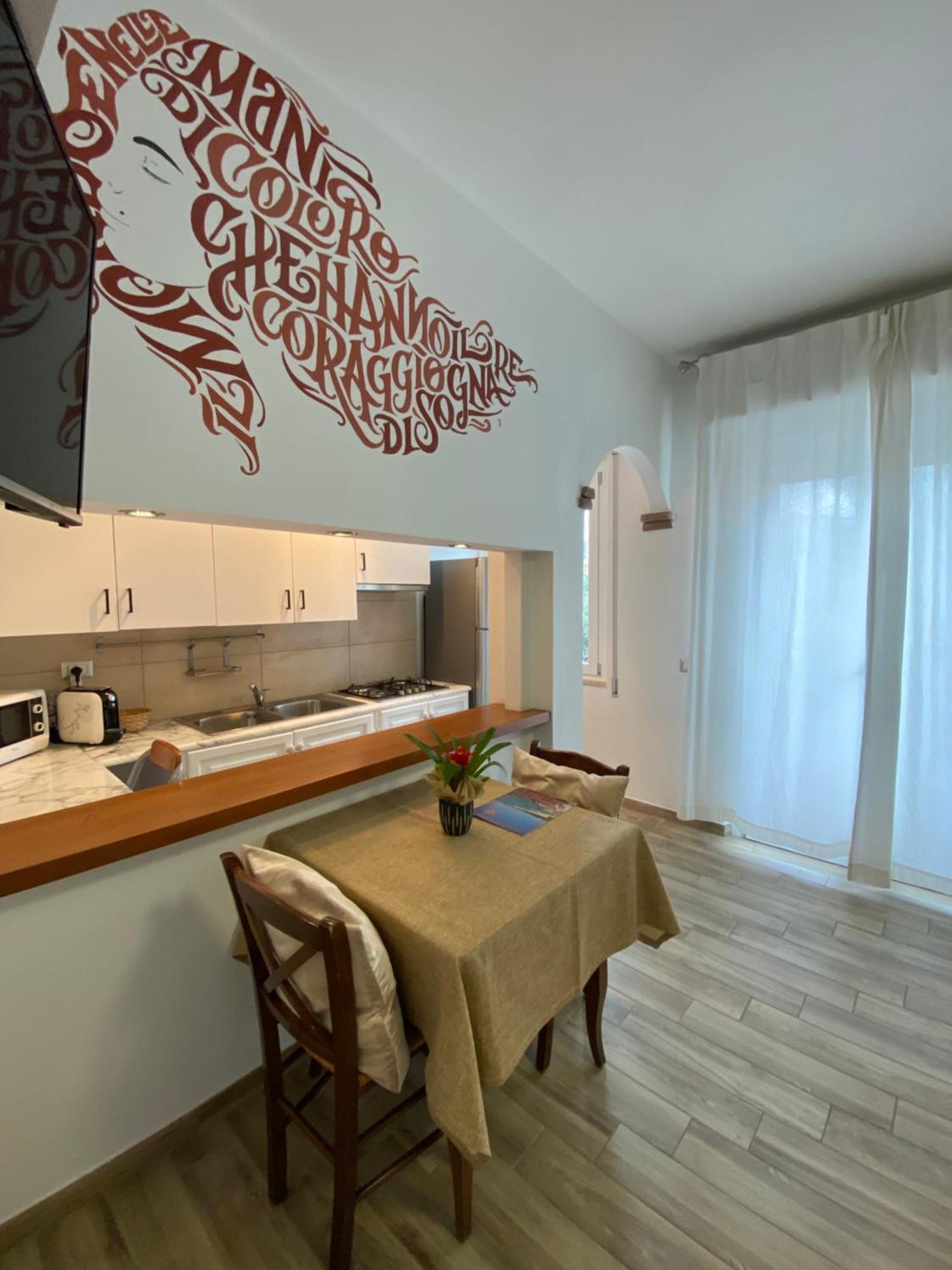 Locanda Degli Artisti Tortolì Buitenkant foto